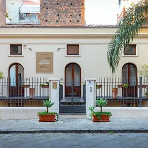 Dimora Degli Artisti , Aeroporto di Catania Fontana Rossa Italia